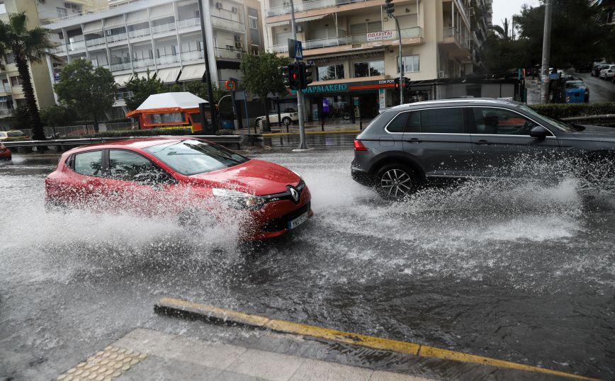 Κίνηση τώρα: Οι μποτιλιαρισμένοι δρόμοι – Η βροχή δυσκολεύει την κατάσταση