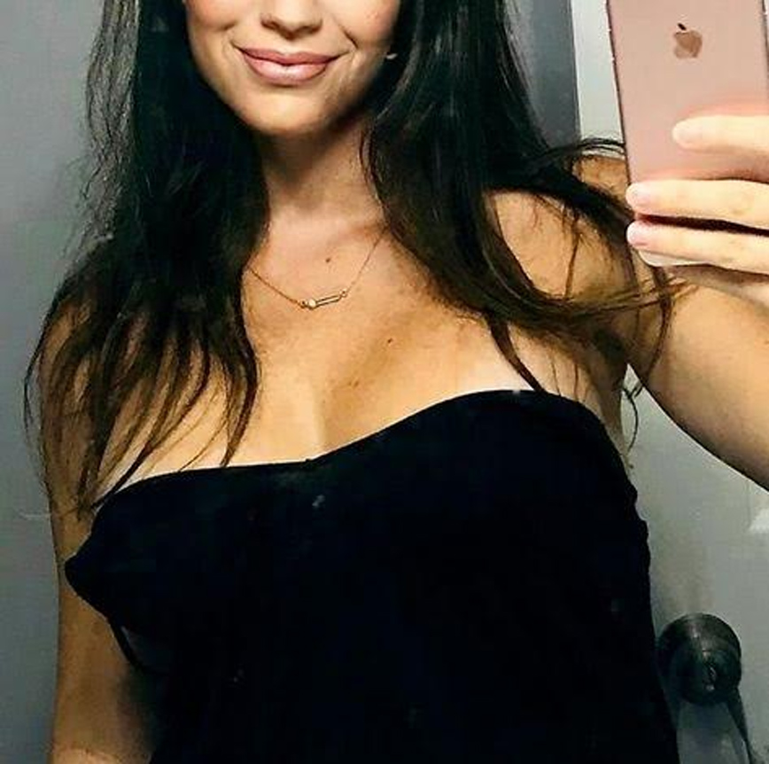 πρώην δασκάλα στο OnlyFans πρώην δασκάλα στο OnlyFans