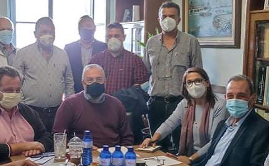 Πρωτοβουλία δημάρχων για τη στήριξη κοινοτήτων στην πυρόπληκτη Βόρεια Εύβοια Πρωτοβουλία δημάρχων για τη στήριξη κοινοτήτων στην πυρόπληκτη Βόρεια Εύβοια