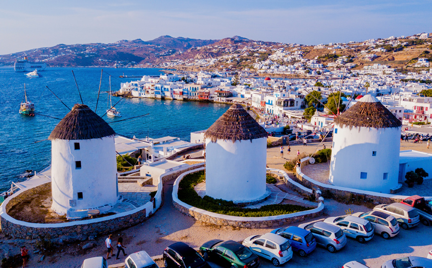 Νεκρός σε τροχαίο 27χρονος εργαζόμενος σε beach bar της Μυκόνου