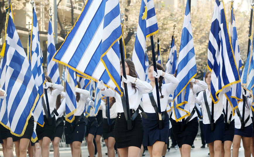 Κορονοϊός: Μπαράζ ακυρώσεων παρελάσεων στην Βόρεια Ελλάδα &#8211; Έσπασε το φράγμα των 4.000 κρουσμάτων