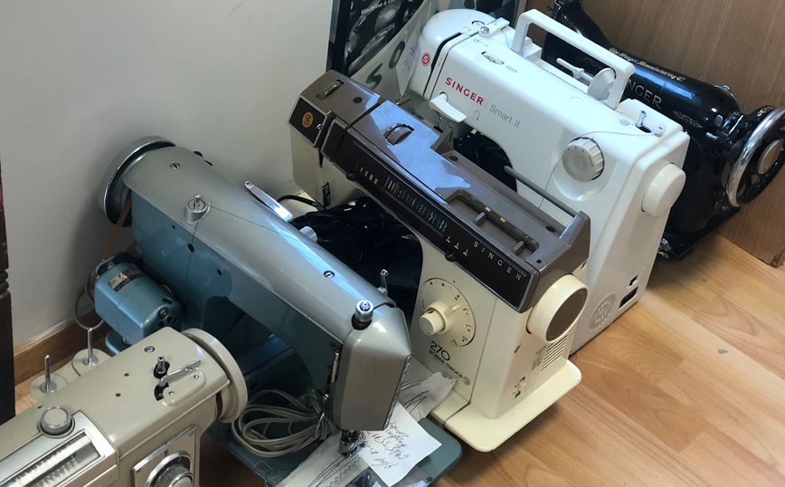 Οι ραπτομηχανές του τεχνίτη Γιάννη Γεωργαντζά Οι ραπτομηχανές του τεχνίτη Γιάννη Γεωργαντζά