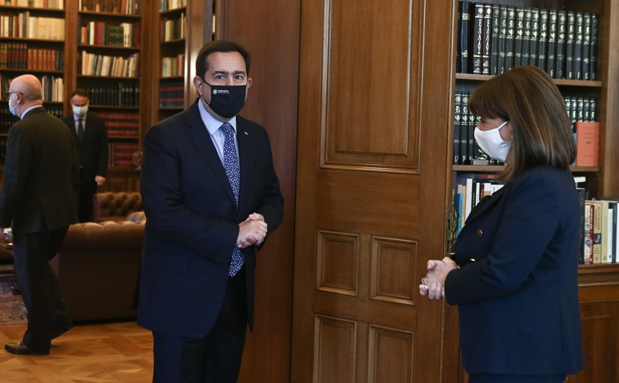 ΣΥΝΑΝΤΗΣΗ ΤΗΣ ΠτΔ ΚΑΤ. ΣΑΚΕΛΛΑΡΟΠΟΥΛΟΥ ΜΕ ΤΟΝ ΑΝΤΙΠΡΟΕΔΡΟ ΤΗΣ ΕΥΡΩΠΑΪΚΗΣ ΕΠΙΤΡΟΠΗΣ ΜΑΡΓ. ΣΧΟΙΝΑ