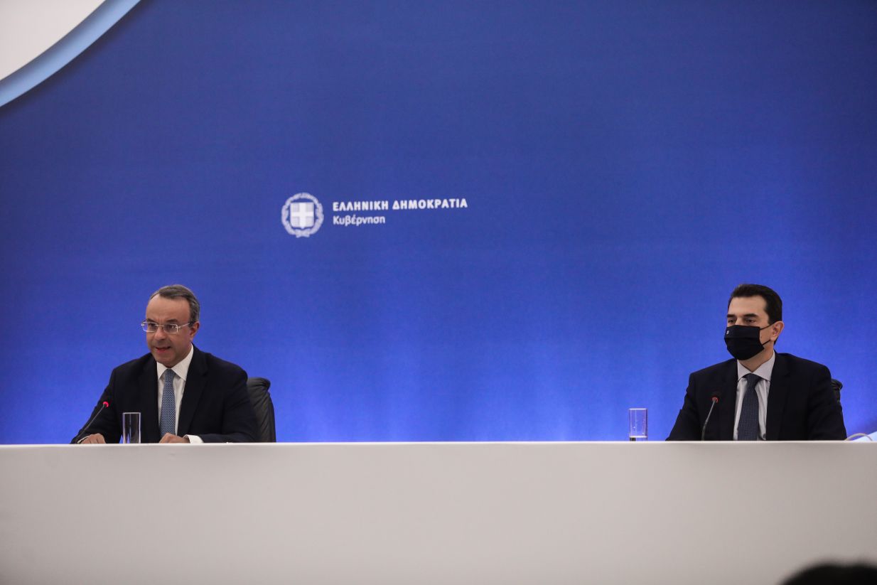 Ενέργεια: Τριπλή παρέμβαση πάνω από 500 εκ. ευρώ για την στήριξη των νοικοκυριών – Τα μέτρα που θα ανακοινωθούν