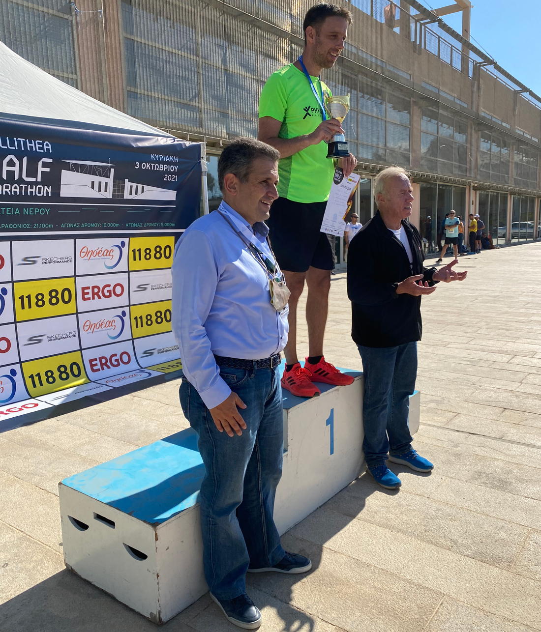 Ο Παναγιώτης Πολύδωρας στον ημιμαραθώνιο με σχοινάκι