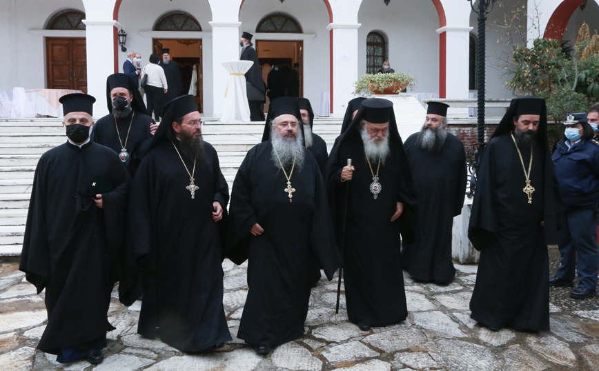 Ιερά Σύνοδος: Οι νέοι μητροπολίτες Θήρας, Περιστερίου, Πολυανής και Κιλκισίου, Καστορίας, Λαγκαδά, Λητής και Ρεντίνης