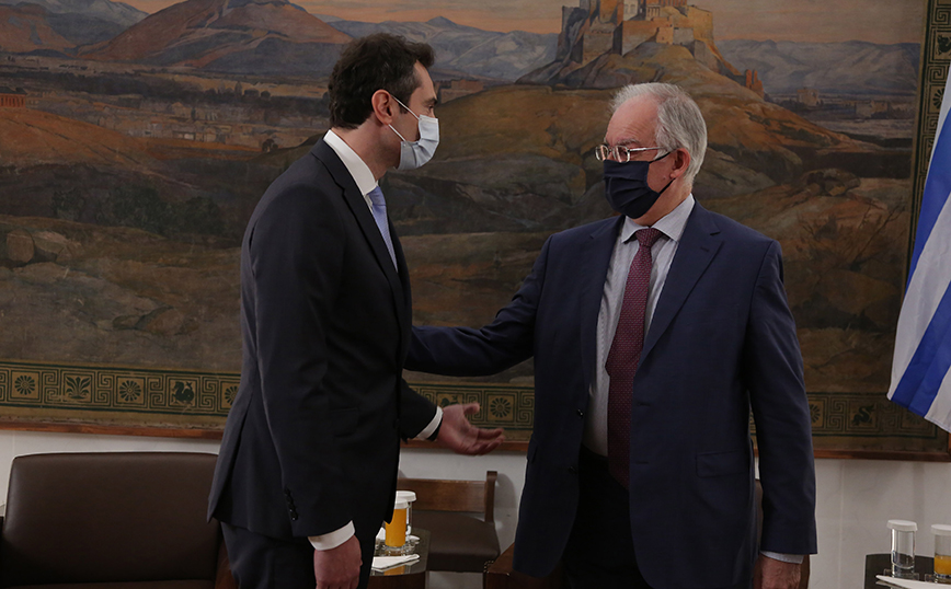 Κώστας Τασούλας Κώστας Τασούλας