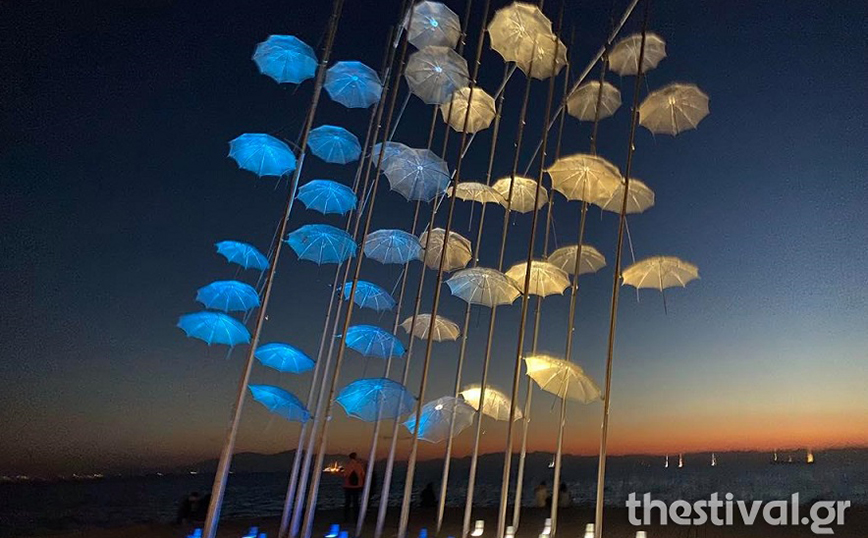 28η Οκτωβρίου &#8211; Θεσσαλονίκη: Στα γαλανόλευκα οι ομπρέλες του Ζογγολόπουλου για την εθνική επέτειο