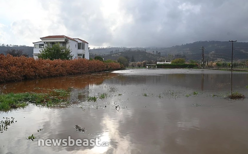Οι εικόνες καταστροφής από τη κακοκαιρία στη Βόρεια Εύβοια