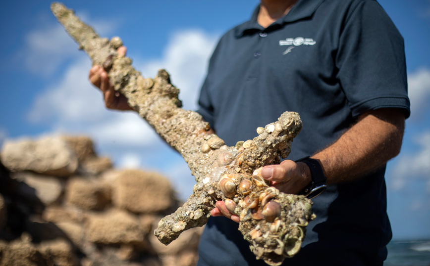 Αρχαίο σπαθί σταυροφόρων Αρχαίο σπαθί σταυροφόρων