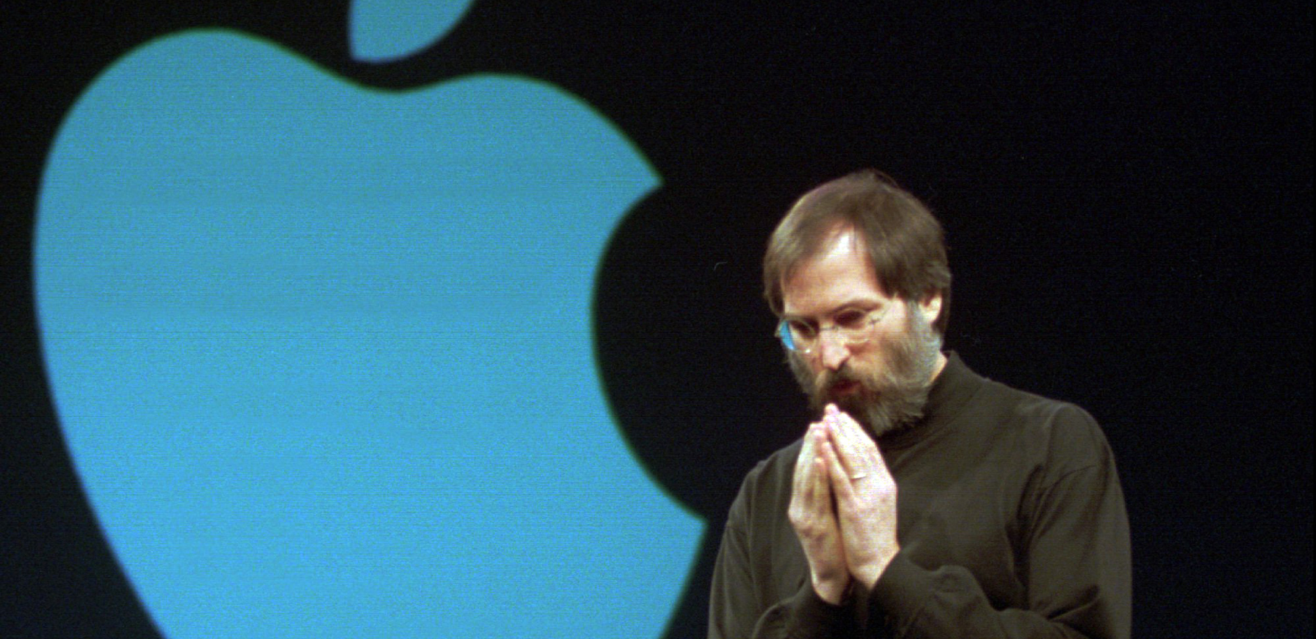 Στιβ Τζομπς: 10 χρόνια μετά τον θάνατό του, είναι η Apple μια καλύτερη εταιρεία;