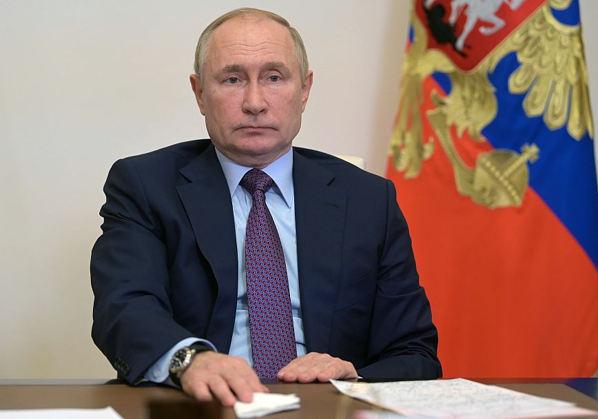 Πούτιν: Έλαβε την αναμνηστική δόση εμβολίου με το Sputnik-Light