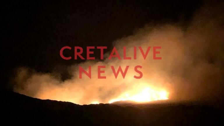 Κρήτη: Συνεχίζεται η «μάχη» με τις φλόγες στην Ι.Μ. Αγίου Γεωργίου Επανωσήφη
