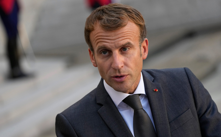 Μακρόν: Ανακοίνωσε πρωτοβουλία Σαουδική Αραβίας-Γαλλίας για την επίλυση της κρίσης με τον Λίβανο