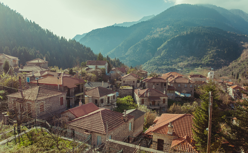 Το Μεγάλο Χωριό στην Ευρυτανία Το Μεγάλο Χωριό στην Ευρυτανία