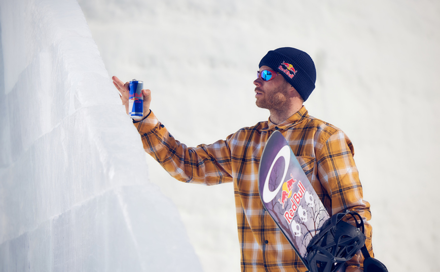 Eero Ettala: ένα κάστρο από χιόνι γίνεται snowboardάδικος παράδεισος