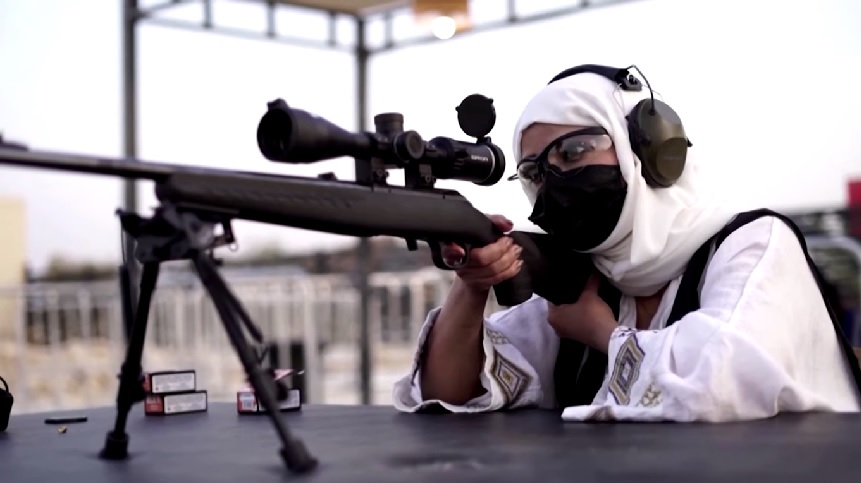 Σαουδική Αραβία: Οι γυναίκες πλέον χρησιμοποιούν όπλα ελεύθερα