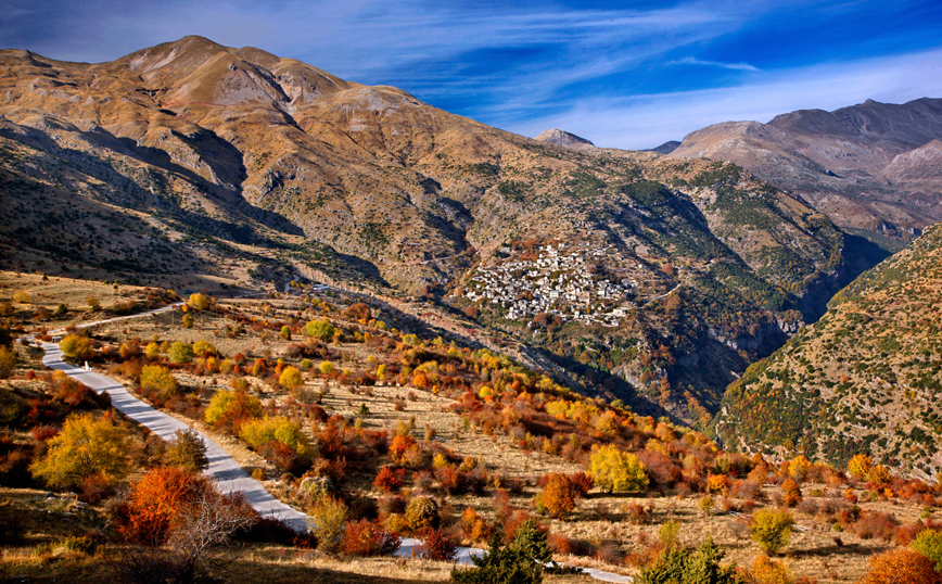 Πανοραμική άποψη του Συρράκου Πανοραμική άποψη του Συρράκου