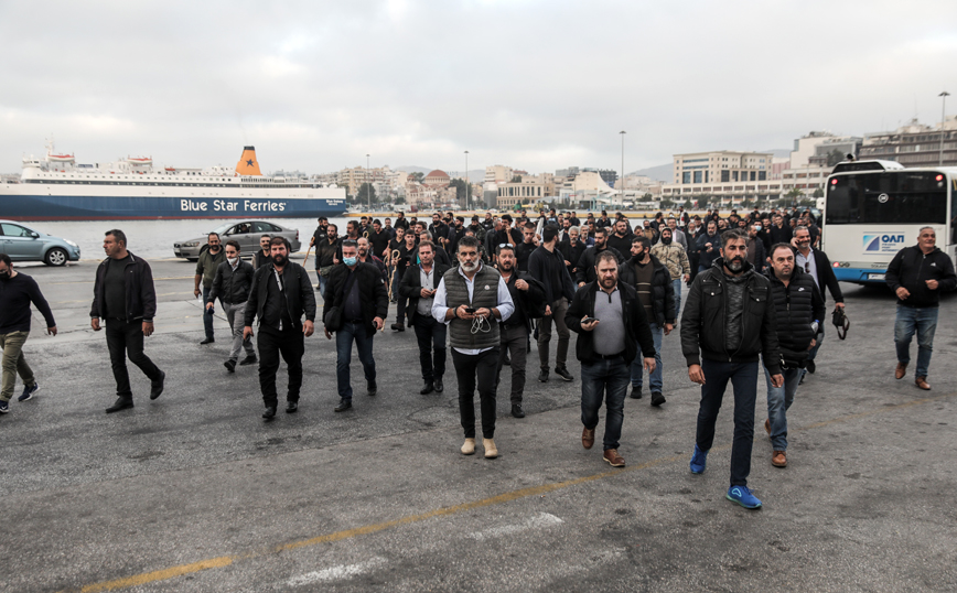 «Απόβαση» χιλιάδων αγροτών από την Κρήτη στην Αθήνα «Απόβαση» χιλιάδων αγροτών από την Κρήτη στην Αθήνα