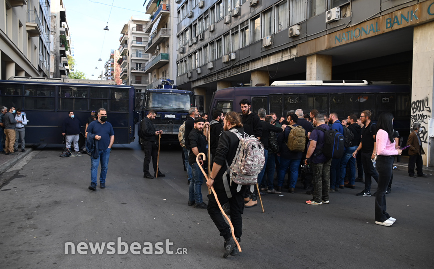 Στο υπουργείο Αγροτικής Ανάπτυξης οι αγρότες