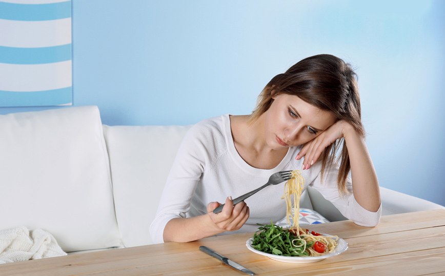 Διατροφή και κατάθλιψη: Ποια διατροφικά λάθη την ενισχύουν