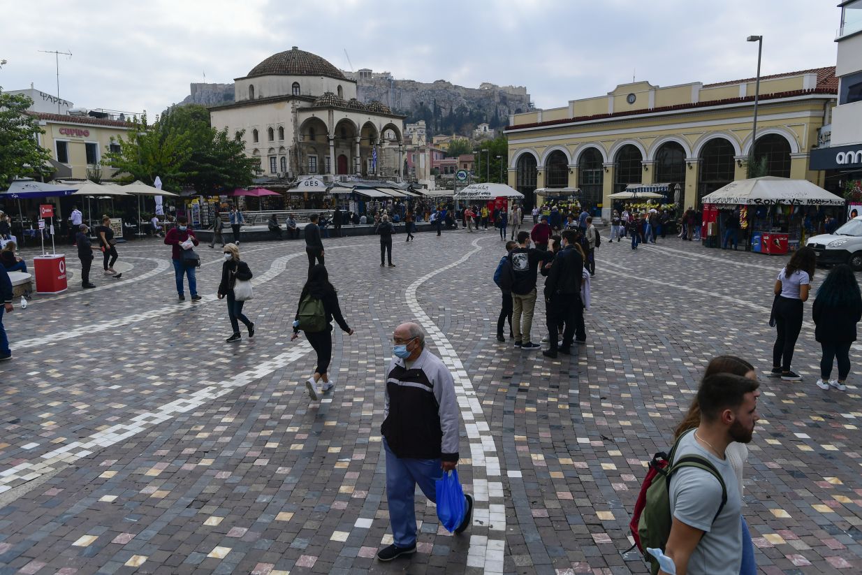 Κορονοϊός: Πόσα κρούσματα έχουν σήμερα η Αττική και η Θεσσαλονίκη – Όλες οι περιοχές