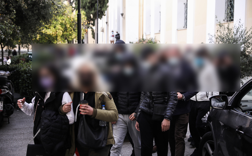 Μαχαίρωμα στην Λένορμαν: Φυλάκιση 28 μηνών με αναστολή στον τράπερ – «Ήρθαν να με “σφάξουν” χωρίς κανένα λόγο»
