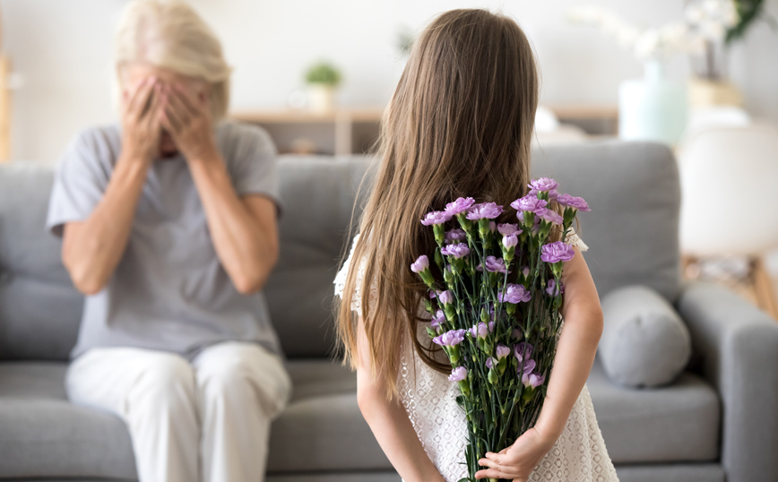 Γιαγιά με παιδί Γιαγιά με παιδί