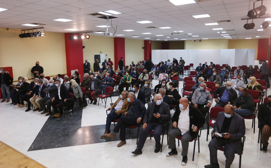 Ομιλία Λοβέρδου στη Σαλαμίνα Ομιλία Λοβέρδου στη Σαλαμίνα