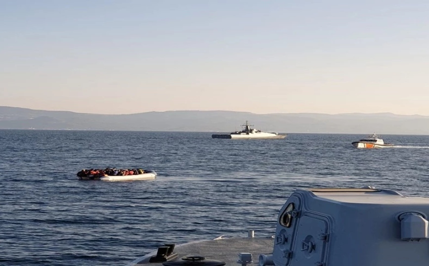 Βόζεμπεργκ: Στην Κομισιόν το βίντεο με την τουρκική ακτοφυλακή να κατευθύνει βάρκα με μετανάστες