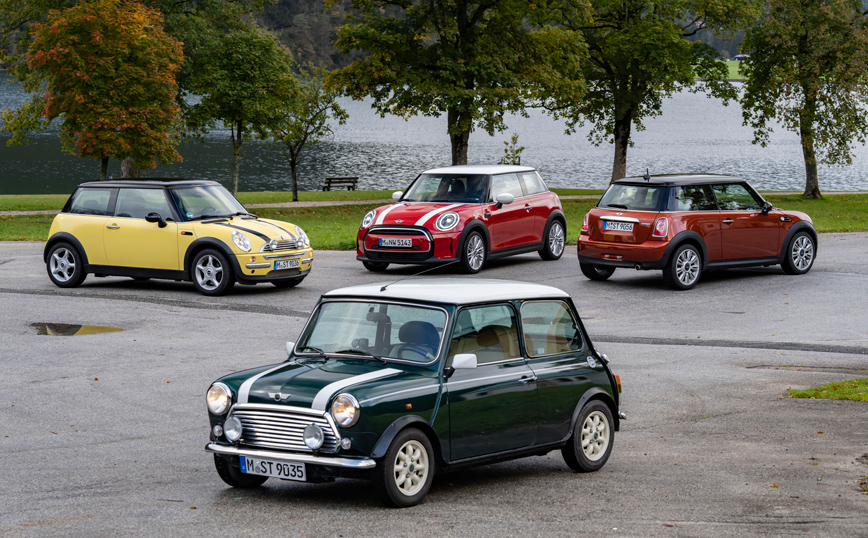 Mini Cooper: Από τον Ισιγώνη στην BMC και από τον Cooper στους αγώνες