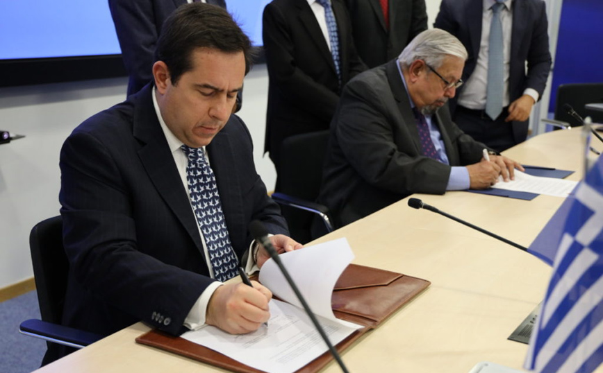 Μηταράκης: Συνεργασία Ελλάδας – Μπαγκλαντές για την καταπολέμηση της παράνομης μετανάστευσης