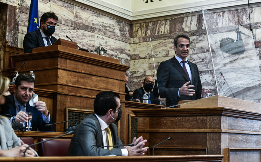 Το πηγαδάκι του πρωθυπουργού στη Βουλή – «Δεν θα υπάρξει lockdown»