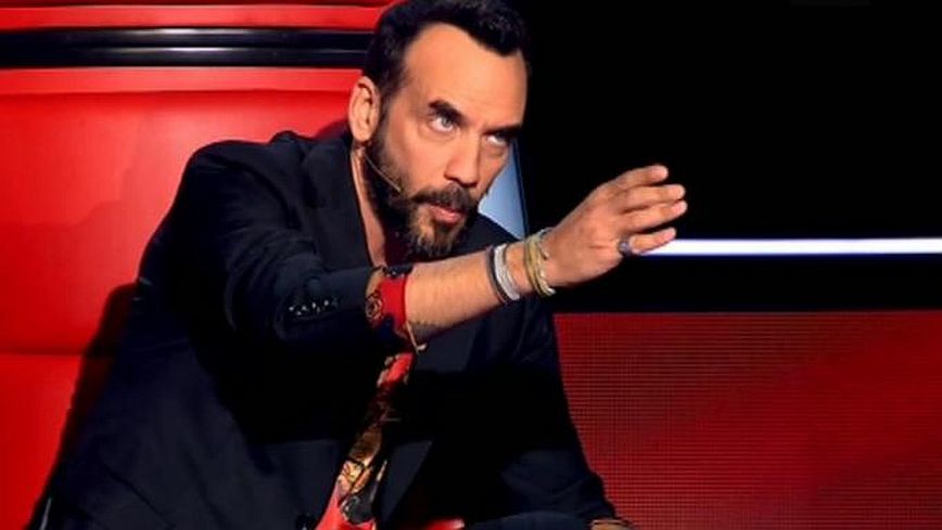 The Voice: Ο Πάνος Μουζουράκης έκανε το steal και τον… έκλεψε στο και πέντε