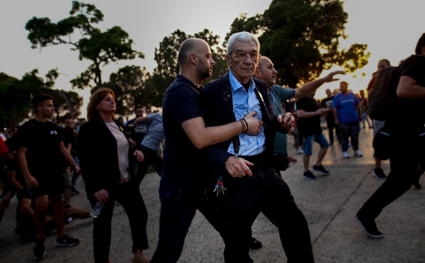 Δίκη για την επίθεση στον Γιάννη Μπουτάρη: Αθώος ο Παναγιώτης Ψωμιάδης, ένοχοι 9 κατηγορούμενοι