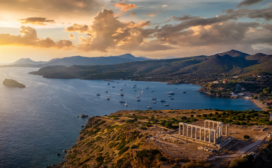 2021 Travvy Awards: Η Ελλάδα στην κορυφή του κόσμου στα «Όσκαρ» της ταξιδιωτικής βιομηχανίας