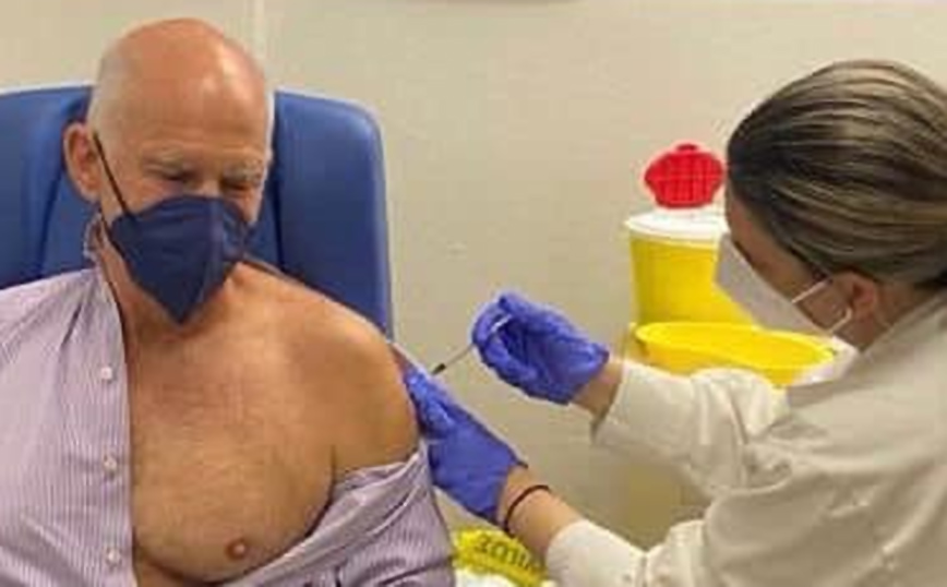 Γιώργος Παπανδρέου: Έκανε την τρίτη δόση &#8211; «Ένα είναι το μήνυμα: ο εμβολιασμός»