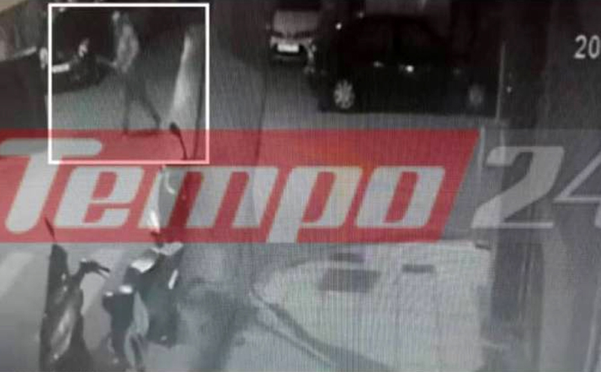 Πάτρα: 30χρονος κυκλοφορούσε με ρόπαλο και έσπαγε αυτοκίνητα – Αντιστάθηκε όταν τον συνέλαβαν