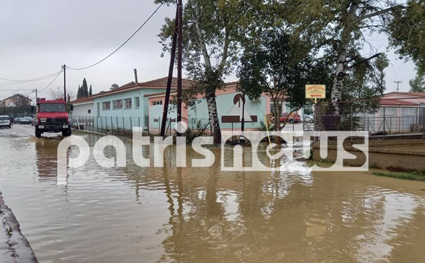 Η κακοκαιρία σφυροκοπά την Ηλεία: Πλημμύρισε το νοσοκομείο της Κρέστενας, εκκενώθηκε νηπιαγωγείο