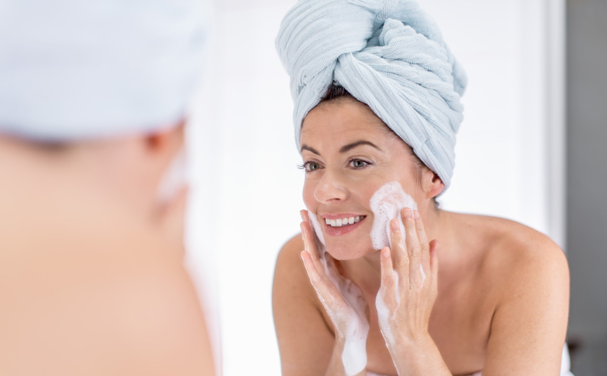 Πλύσιμο- περιποίηση προσώπου Πλύσιμο- περιποίηση προσώπου