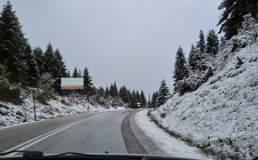 Πρώτα χιόνια στο Περτούλι Πρώτα χιόνια στο Περτούλι