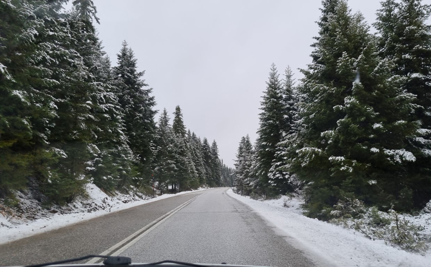 Πρώτα χιόνια στο Περτούλι Πρώτα χιόνια στο Περτούλι