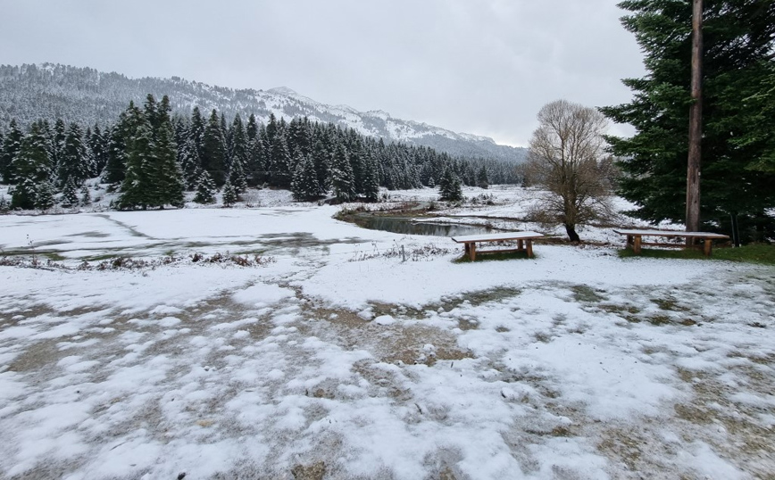 Πρώτα χιόνια στο Περτούλι Πρώτα χιόνια στο Περτούλι