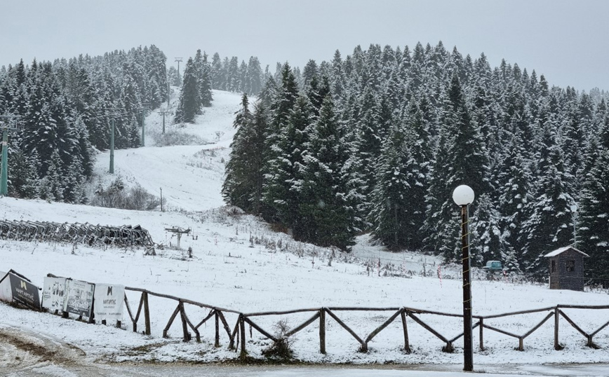 Πρώτα χιόνια στο Περτούλι Πρώτα χιόνια στο Περτούλι
