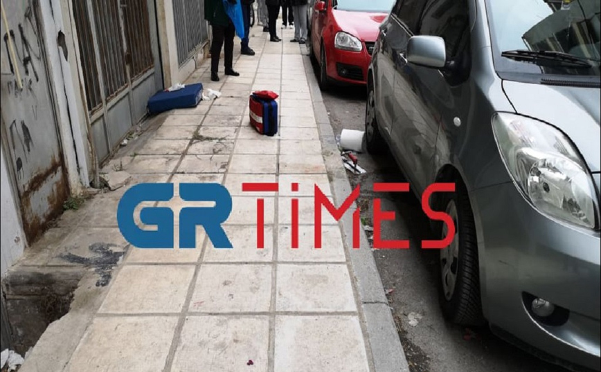 Πτώση γυναίκας από μπαλκόνι πολυκατοικίας Πτώση γυναίκας από μπαλκόνι πολυκατοικίας