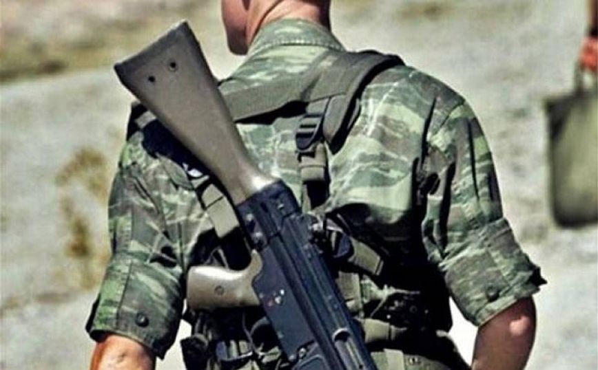 Θρίλερ με Έλληνα στρατιωτικό – Έστελνε δέματα με βαρύ οπλισμό στις ΗΠΑ