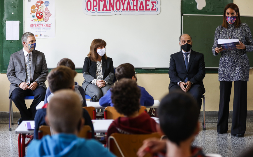 Πανελλήνια Ημέρα Δωρεάς Οργάνων και Μεταμοσχεύσεων &#8211; Σακελλαροπούλου: Μας αφορά όλους