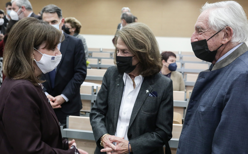 Η Κατερίνα Σακελλαροπούλου στο Αττικόν Η Κατερίνα Σακελλαροπούλου στο Αττικόν