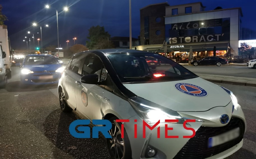 Θεσσαλονίκη: “Τρελή” πορεία λεωφορείου-Κατέληξε σε σταθμευμένα οχήματα Θεσσαλονίκη: “Τρελή” πορεία λεωφορείου-Κατέληξε σε σταθμευμένα οχήματα