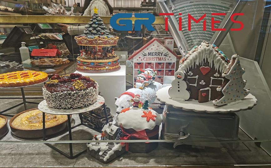 Μύρισαν Χριστούγεννα στη Θεσσαλονίκη - Στολισμένα καταστήματα